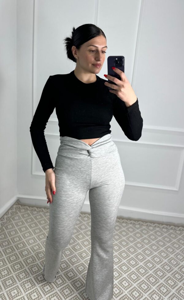 PANTALON NUDO ACAMPANADO DE TALLE ALTO - Imagen 2