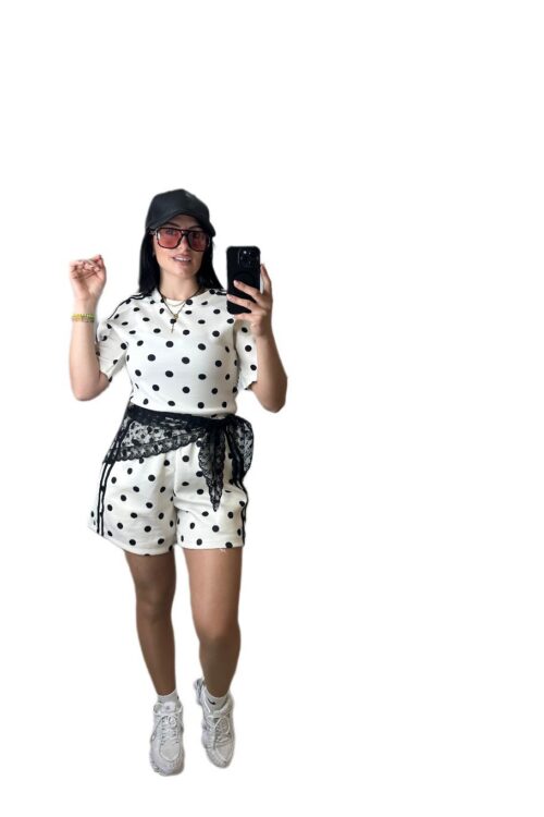 Conjunto de lunares.