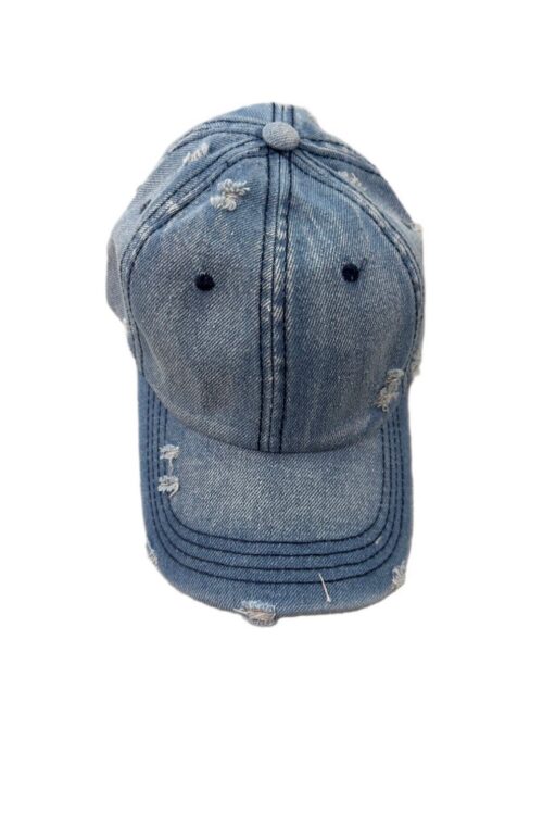 GORRA CON ROTOS.