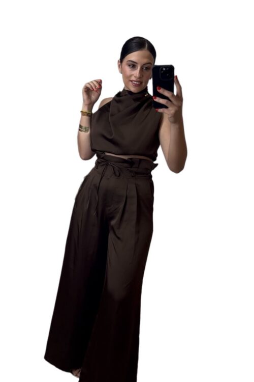 Conjunto Leonor.